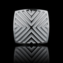 Lade das Bild in den Galerie-Viewer, PYRAMIDS TAG Silber