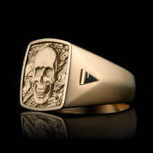 Lade das Bild in den Galerie-Viewer, TYPAR x SKULL TAG Gold