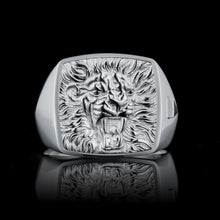 Lade das Bild in den Galerie-Viewer, TYPAR x LION TAG Silber